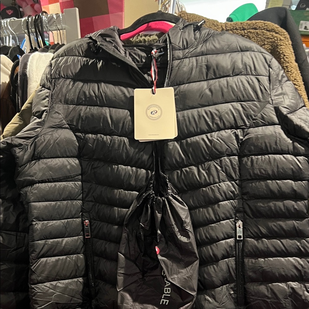 Ladies, rokka rolla packable jacket, black color size xl measures 25 pit hood